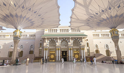 7-nights-4-star-april-umrah-package